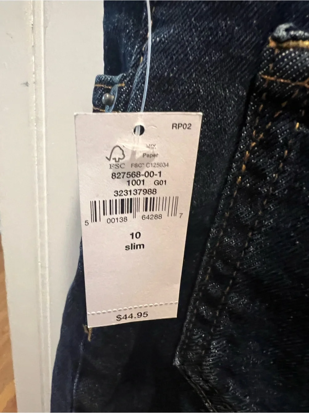 NWT- Gap boys Dark Wash blue Jeans size slim 10